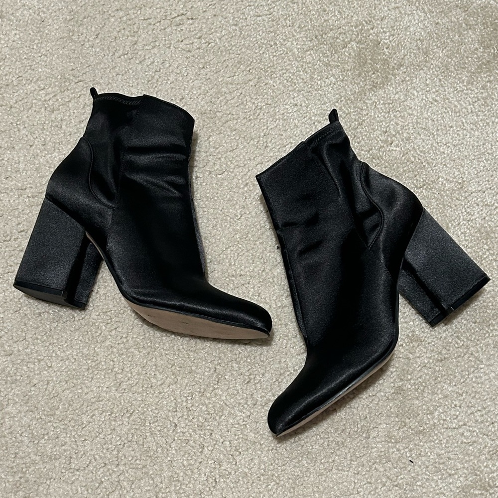 Marc Fisher Black Satin Block Heel Ankle Boot Size 10